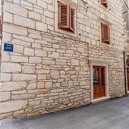 Апартаменты Alen *